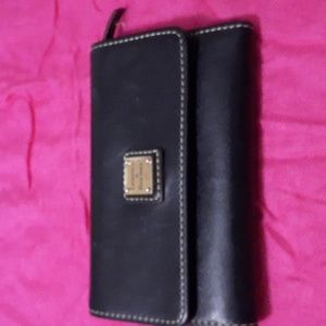 Small Dooney bourke wallet leather black